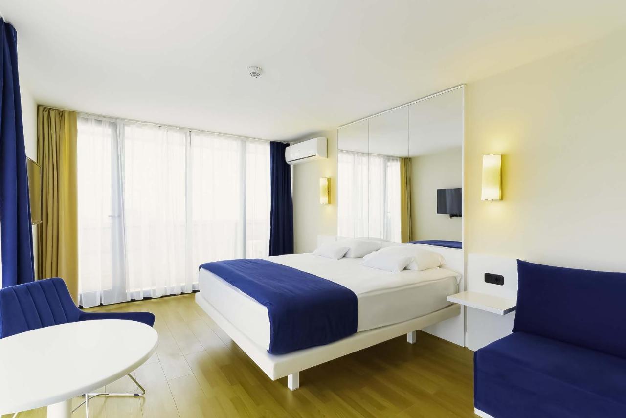 Elegance Sea View Aparthotel In Orbi City Batum Dış mekan fotoğraf
