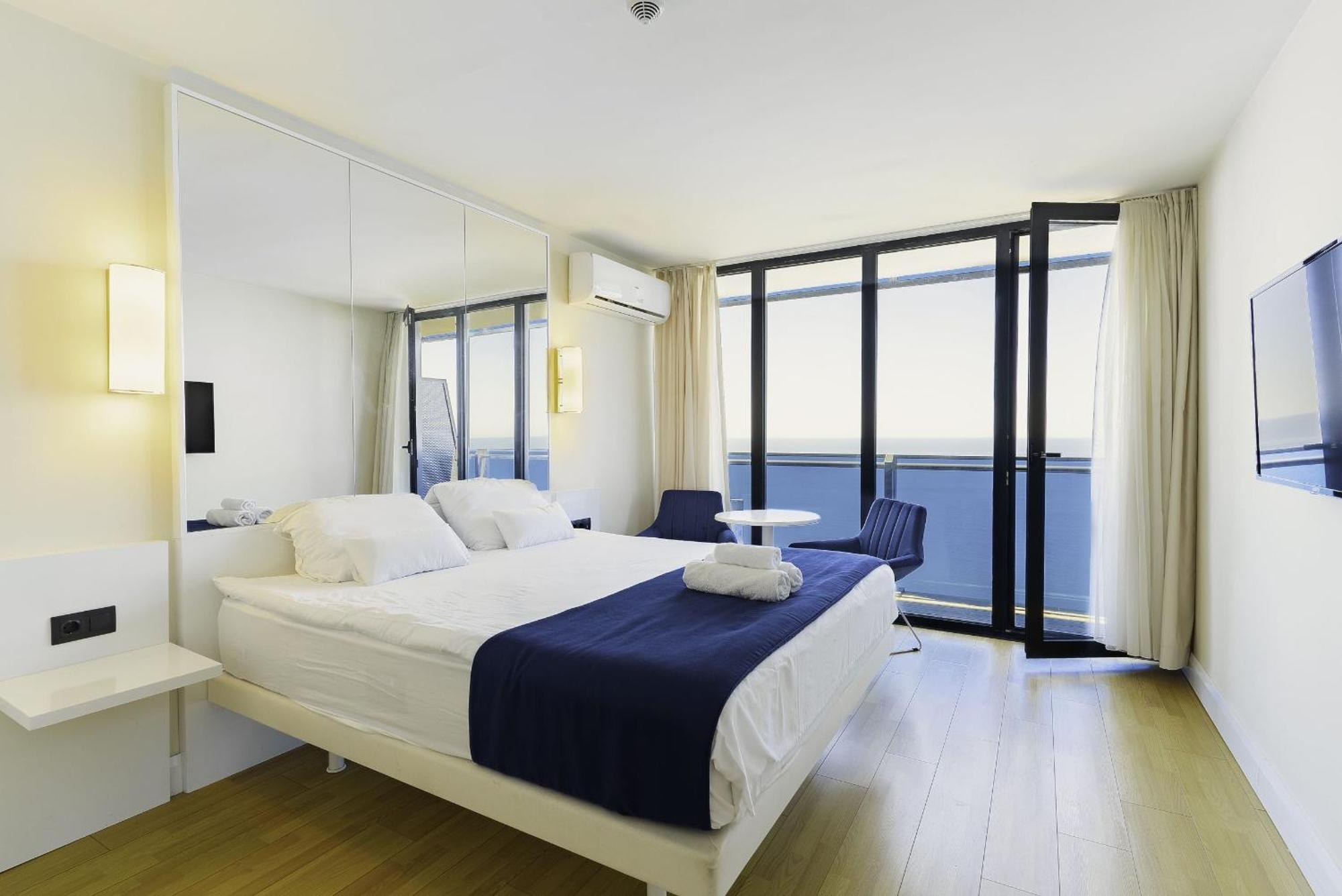 Elegance Sea View Aparthotel In Orbi City Batum Dış mekan fotoğraf