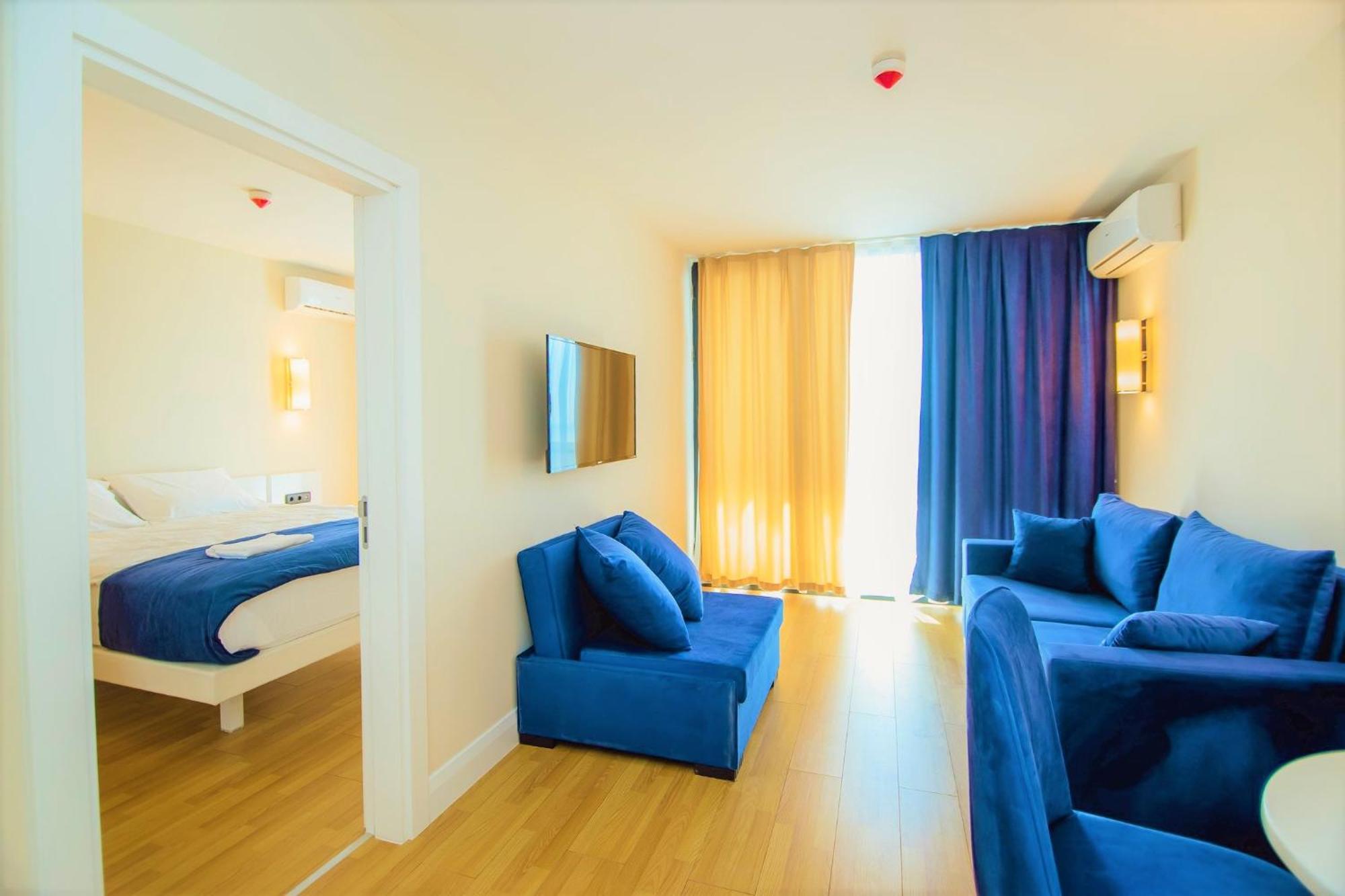 Elegance Sea View Aparthotel In Orbi City Batum Dış mekan fotoğraf